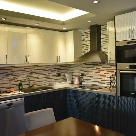 アパート Smart Luxury House