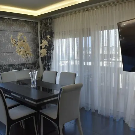 Smart Luxury House