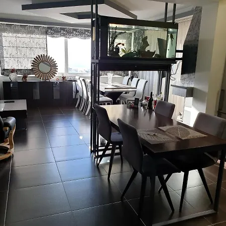 Smart Luxury House * ハニア