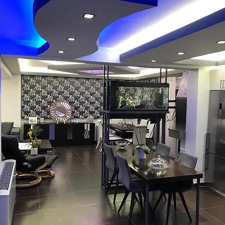 Smart Luxury House 公寓